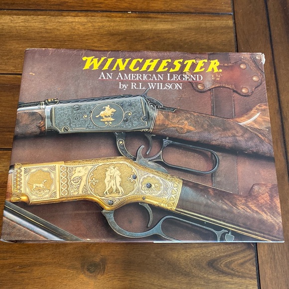 Other - Winchester in American legend Vintage book